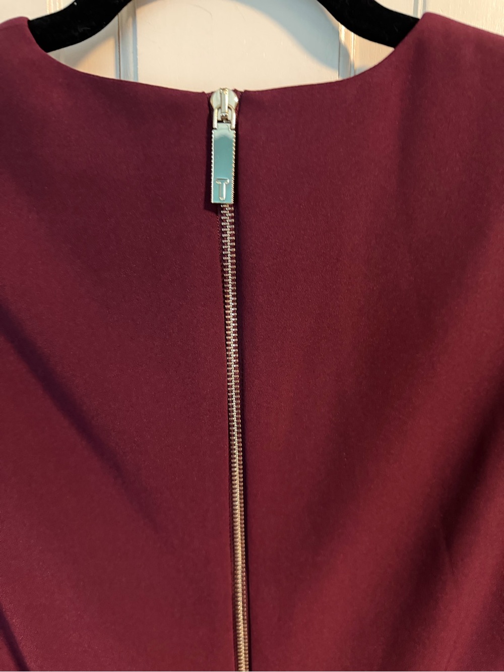Ted Baker Sskyed Seam Detail Fitted Sheath Dress TB Size 3 US 8 Burgundy Office - Picture 8 of 11